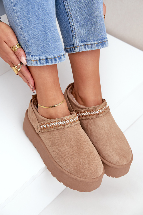 Snow Boots With Decorative Embroidery Beige Selithria