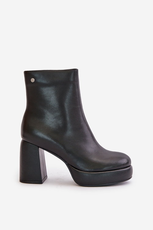 Heeled Boots Made of Natural Leather Black GOE OO2N4166-W2