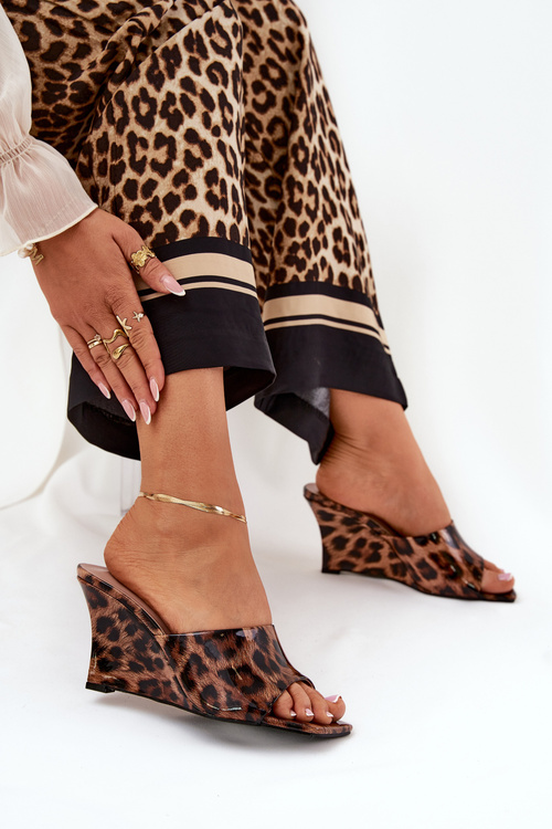 Lacquered women's wedge sandals leopard brown Nelithin