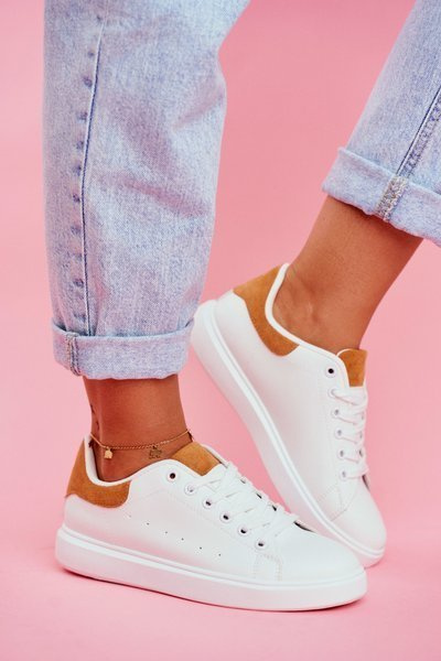 Women’s Sport Shoes White With a Camel Heel Milly