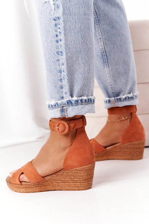 Suede Wedge Sandals Maciejka 04565-29 Camel