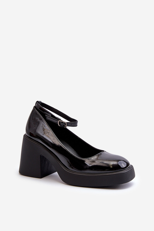 Black Patent Leather Pumps on Chunky Heel by Effiba