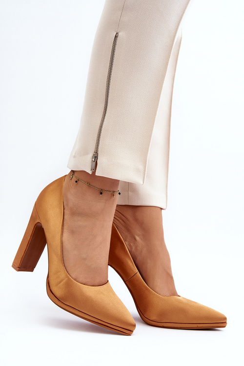 Camel Piatti High Heel Pumps