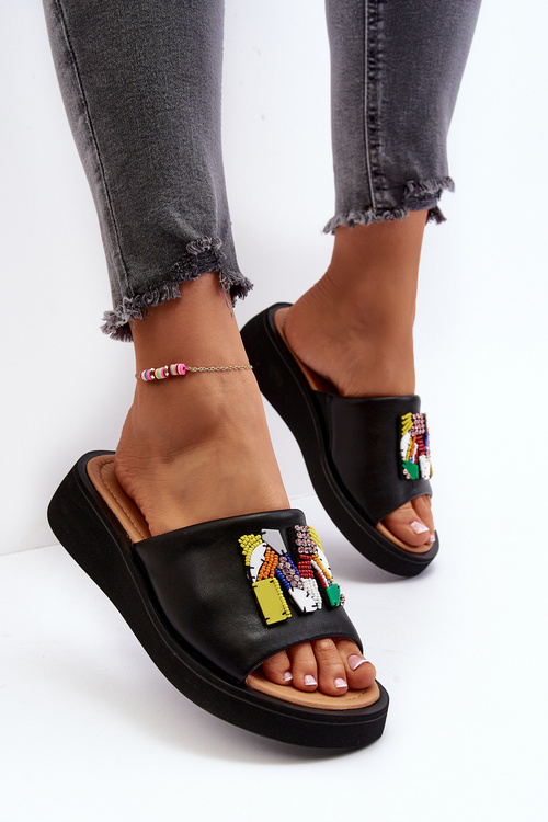 Black Women's Leather Slippers With Ornament Asames