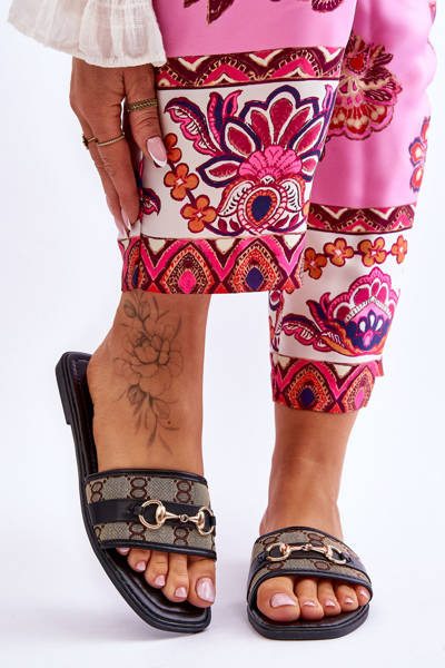 Klapki Klasyczne Płaski Obcas Czarne Marlene