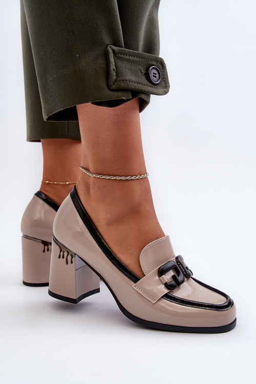 Półbuty Lakierowane Damskie Słupek D&A MR38-973 Beżowe