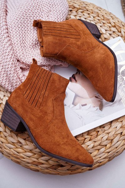 Women's Flat Heel Boots Camel Umberco