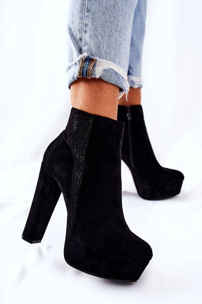 Suede Boots On High Heel Black Sarsea