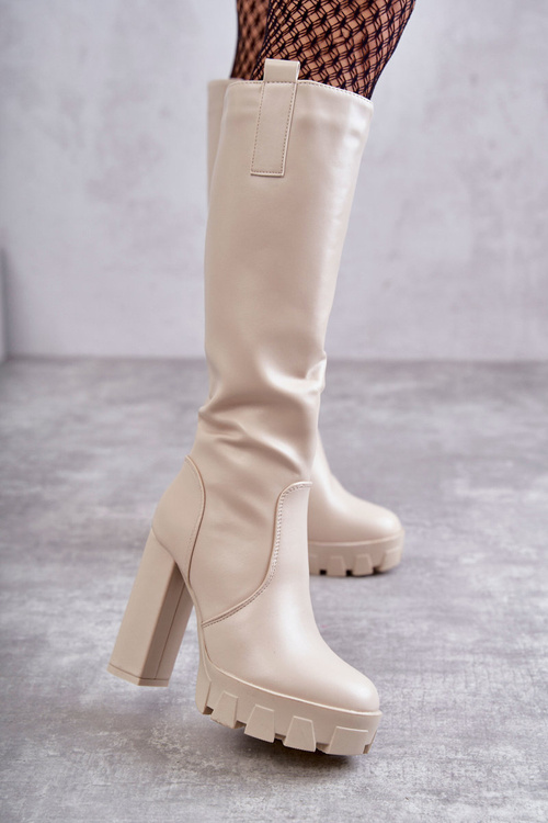 Fashionable Leather Boots On The Platform Beige Isabell