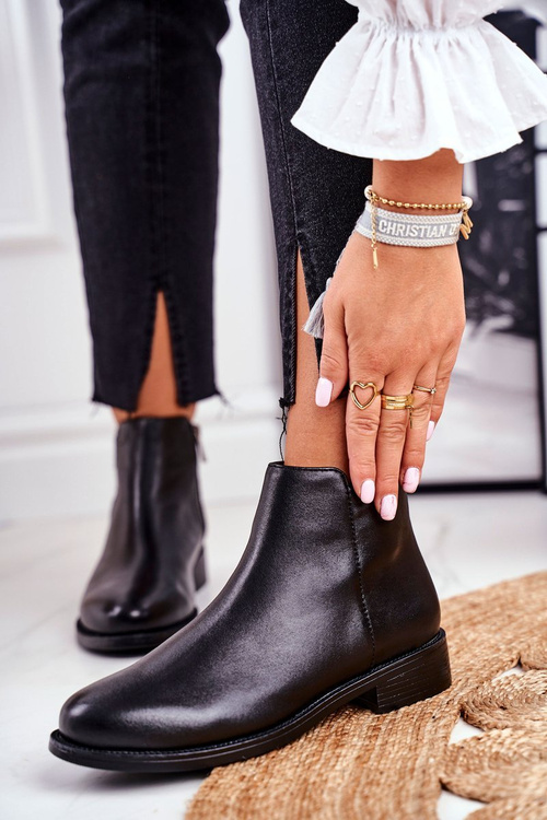 Women’s Boots On Flat Heel Leather Black Fernir