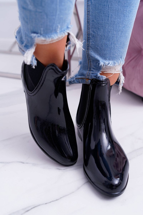 Women's Varnished Slip-on Black Wellingtons Pola
