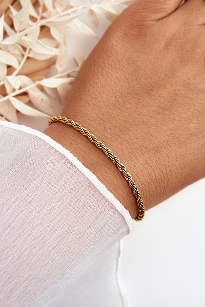 Classic Women's Singapore Bracelet Gold