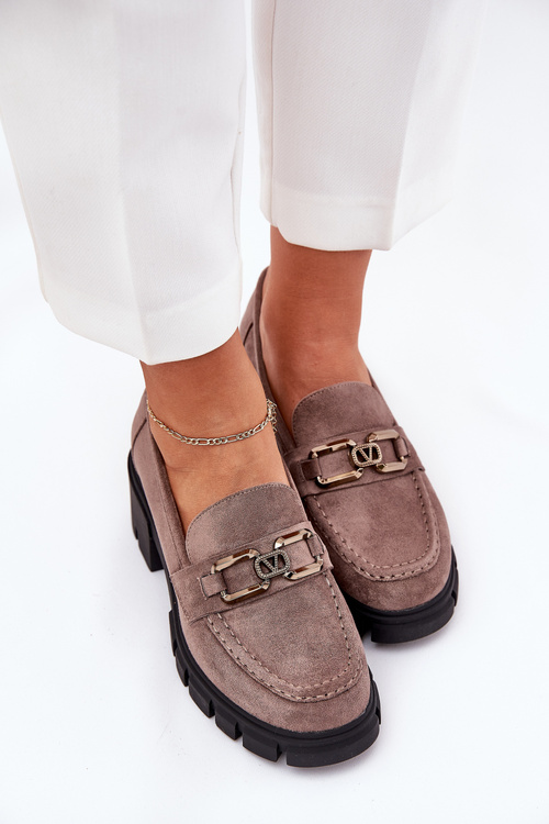 Półbuty Z Eko Zamszu Na Obcasie Ozdoba Ciemnobeżowe Vinceza 39921