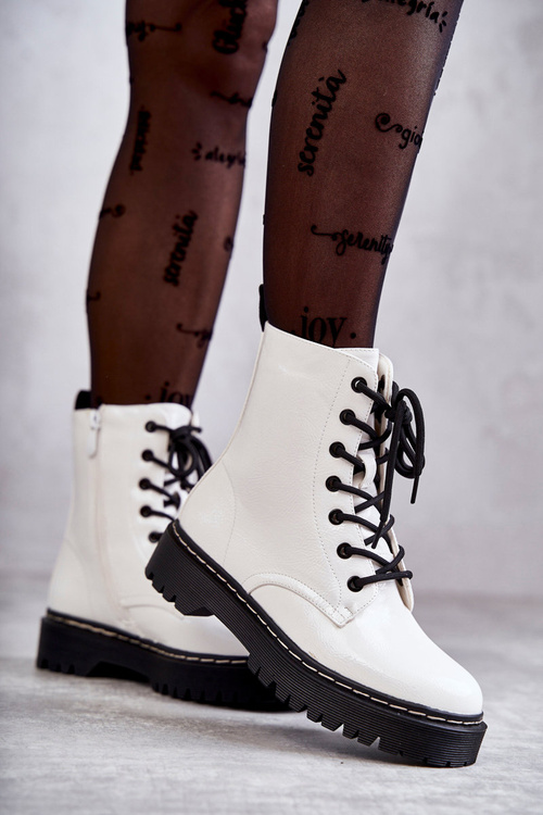 Women's Flat Boots White Kognito