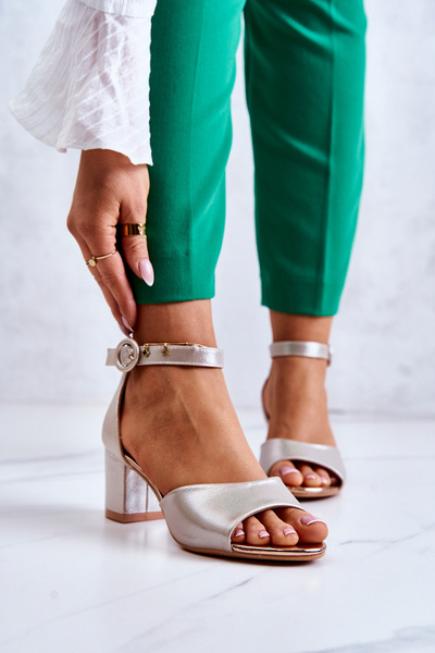 Sandały Skóra Obcas Słupek Złote Vinceza 23-20100