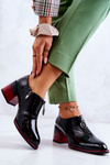 Laquered Fashionable shoes on a post black and red Lorena