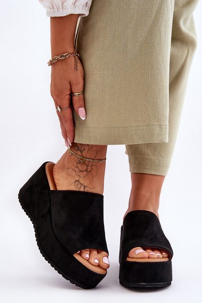 Klapki Damskie Masywna Platforma Czarne Martina HD055-181