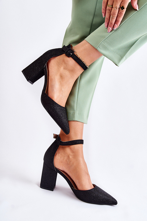Shiny Pumps On A Bar Black Amira 