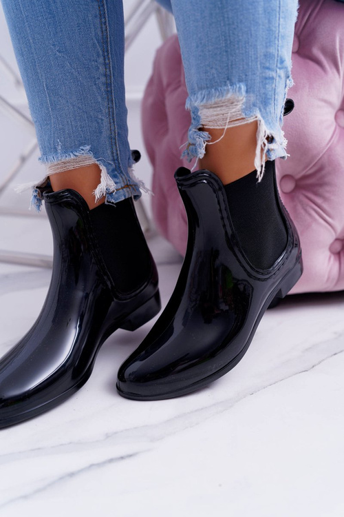 Women's Varnished Slip-on Black Wellingtons Pola