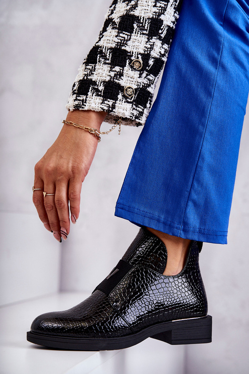 Laquered boots with cutouts on a flat heel Black Eunice