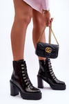 Lacquered Massive Heels On The Stiletto Black Ikeshia