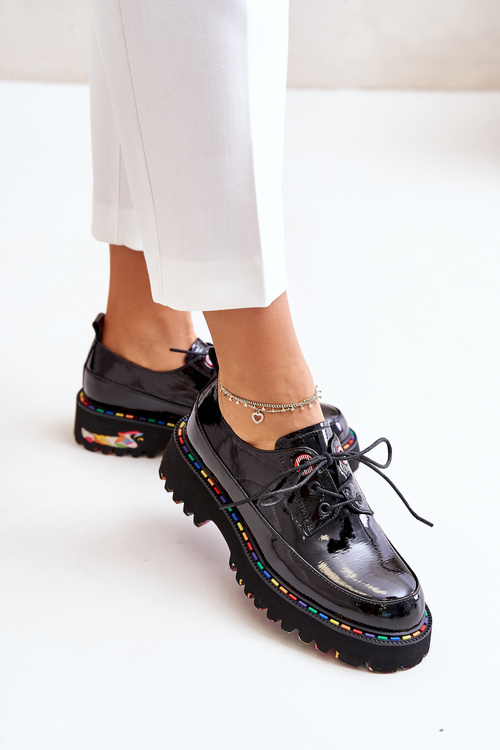 Półbuty Damskie Lakierowane Sznurowane Artiker 55C0497 Czarne