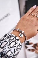 Odcienie szarości i srebra