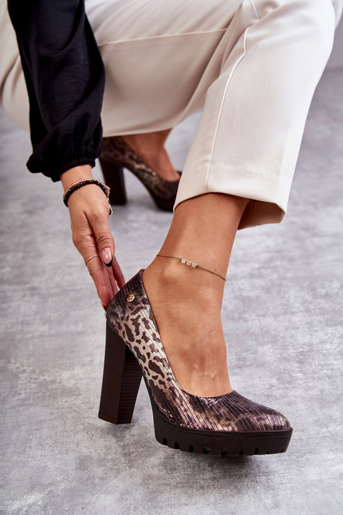 Leather Pumps On A Bar Maciejka 02629-02 Brown