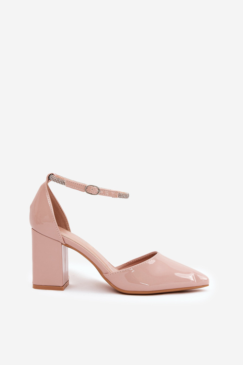 Patented pumps with pointed toes on a heel beige Nossabel