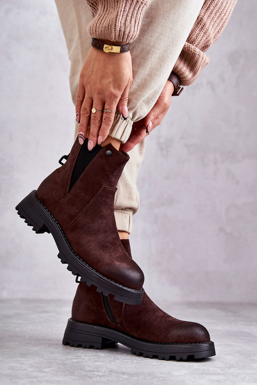 Suede Warm Boots On A Flat Heel Brown Salome