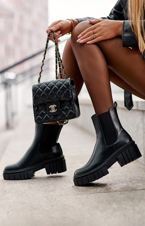 Leather Ankle Boots On Massive Flat Heel Black Keva