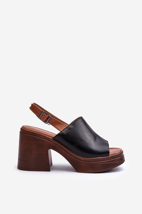 Elegant Women's Sandals in Beige Eco Leather on Block Heel Vattima