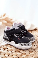 Black || White || Gray || Red
