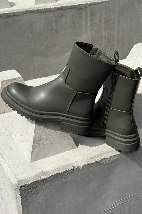 Women's Platform and Flat Heel Boots Green Levira