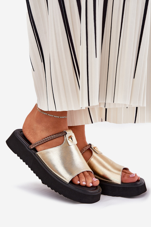 Women's leather sandals on platform with decorative strap D&A MK51-475 Gold