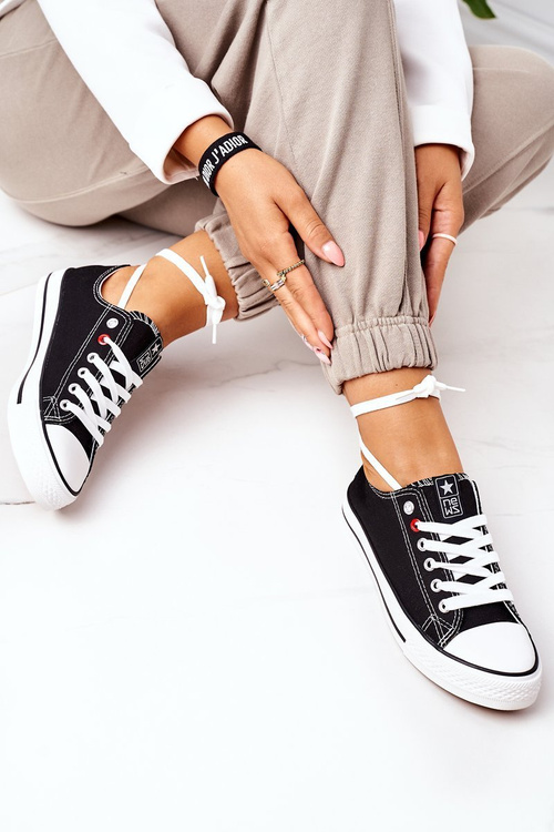 Women's Classic Sneakers Black With White Sole Ecoma