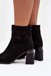 Women's Boots Made of Natural Suede on Heel with Lining D&A CR52-718 Black
