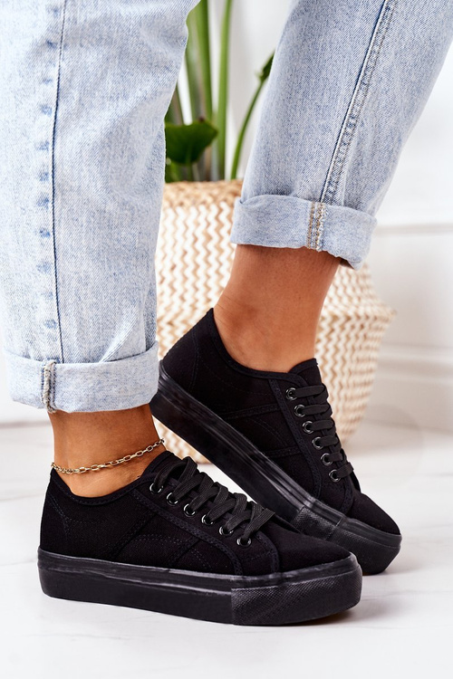 Women's Sneakers On A Platform Black Skateboard