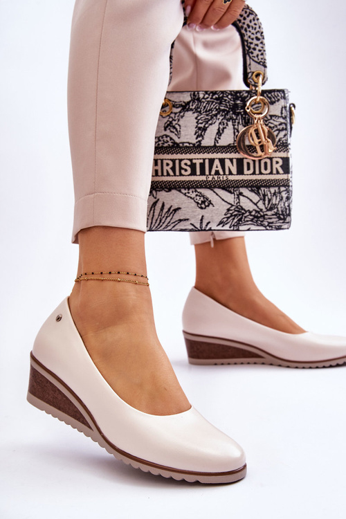 Classic Wedge Pumps Beige Graysen