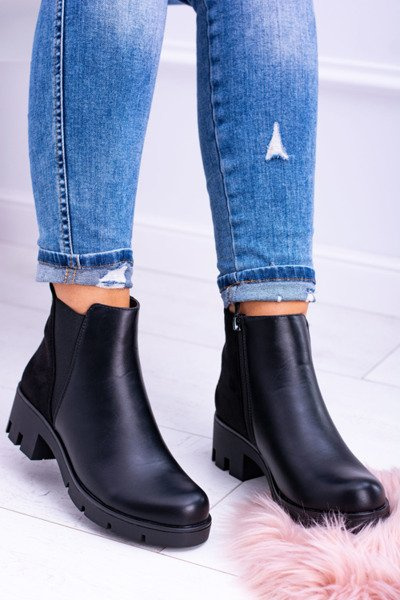 Black Flat Padded Boots Murcio