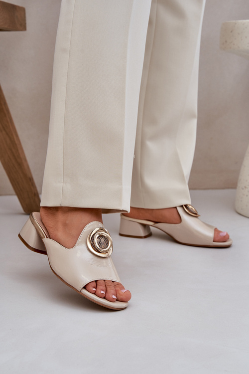 Klapki Damskie Eleganckie Niski Obcas Ozdoba Beżowe Feledis