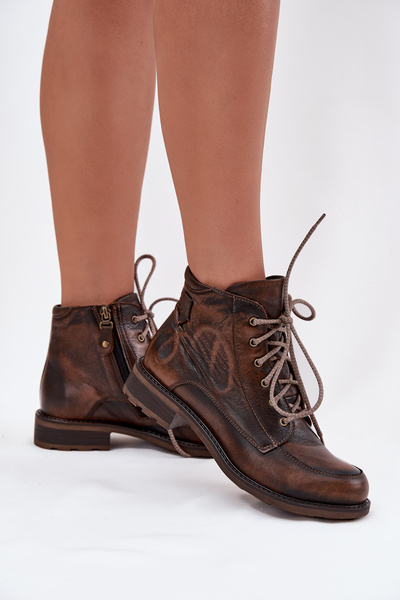 Women's Boots Made of Genuine Leather with Flat Heel Maciejka 07063-02 Brown