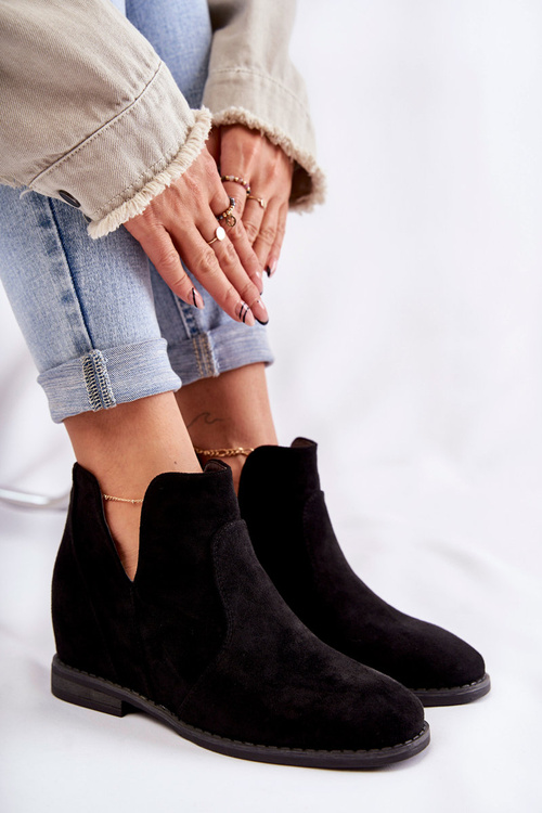 Suede Boots With Cut-outs On A Flat Heel Black Henriette
