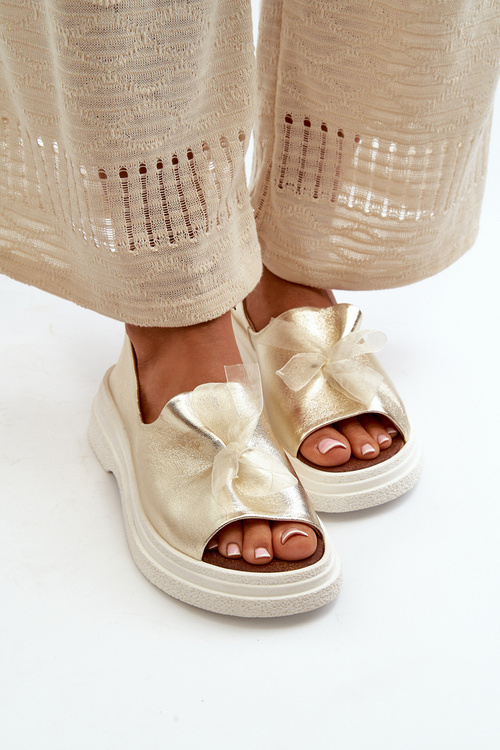 Women's Leather Sandals with Golden Bow Zazoo 2939
