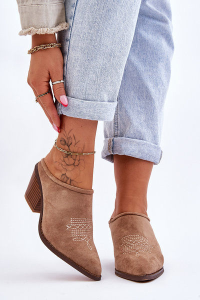 Women's Suede Cowboy Slippers Beige Romina
