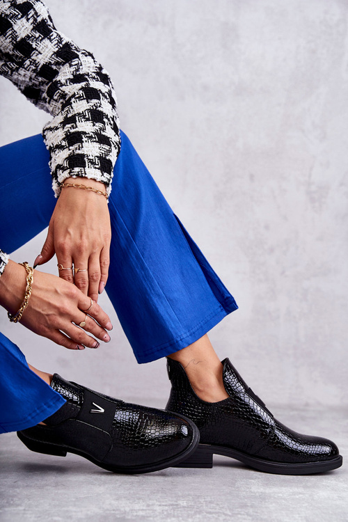 Laquered boots with cutouts on a flat heel Black Eunice