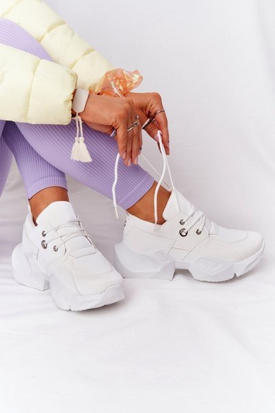 Women's Sneakers On A Chunky Sole White Bubbly