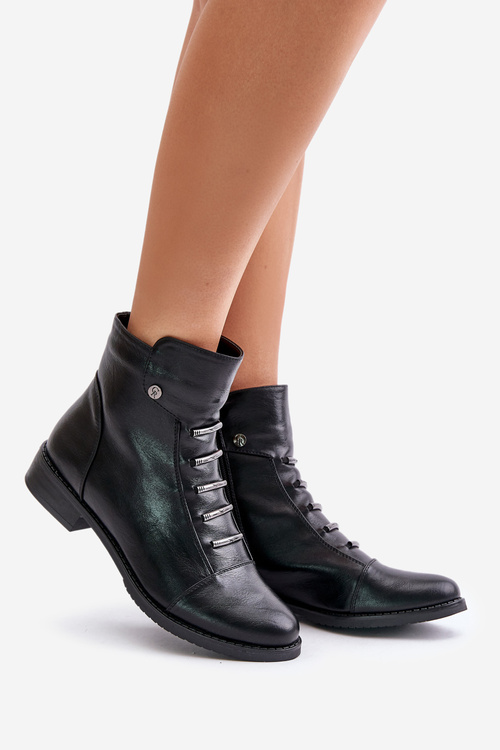 Warm Women's Boots on Flat Heel Black Labise