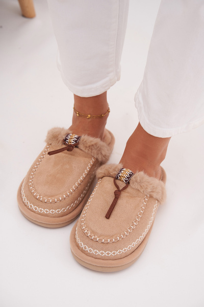 Women's slippers with fur and embroidery Beige Perivelle