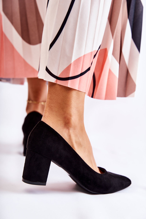 Classic Suede Pumps On A Heel Black Lency
